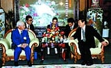 第26回（2000年）渡里団長と朱鎔基総理